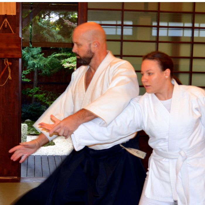 Körkörös mozgás aikido technikában – a támadó erejének elvezetése