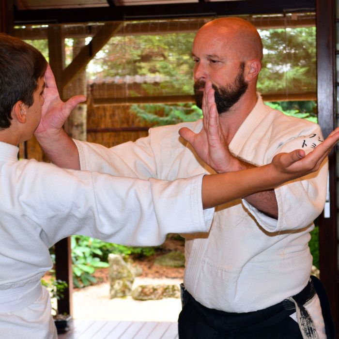 Musubi elve aikido gyakorlás közben – kapcsolódás és irányítás